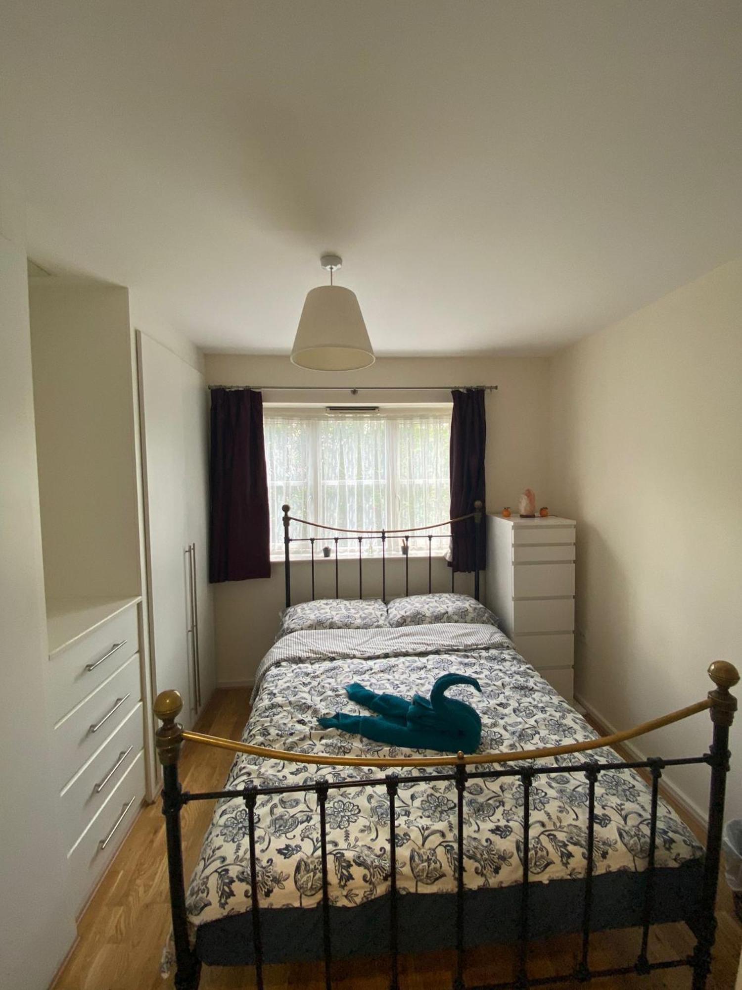 Cosy Private Room Лондон Экстерьер фото